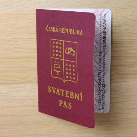 svatební pas jako svatební oznámení